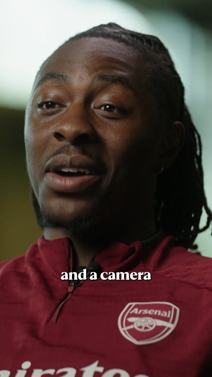 "It's very easy to sit down behind a screen and camera and talk" Eberechi Eze on how he deals with the outside noise and opinions about Arsenal and himself 🗣️
