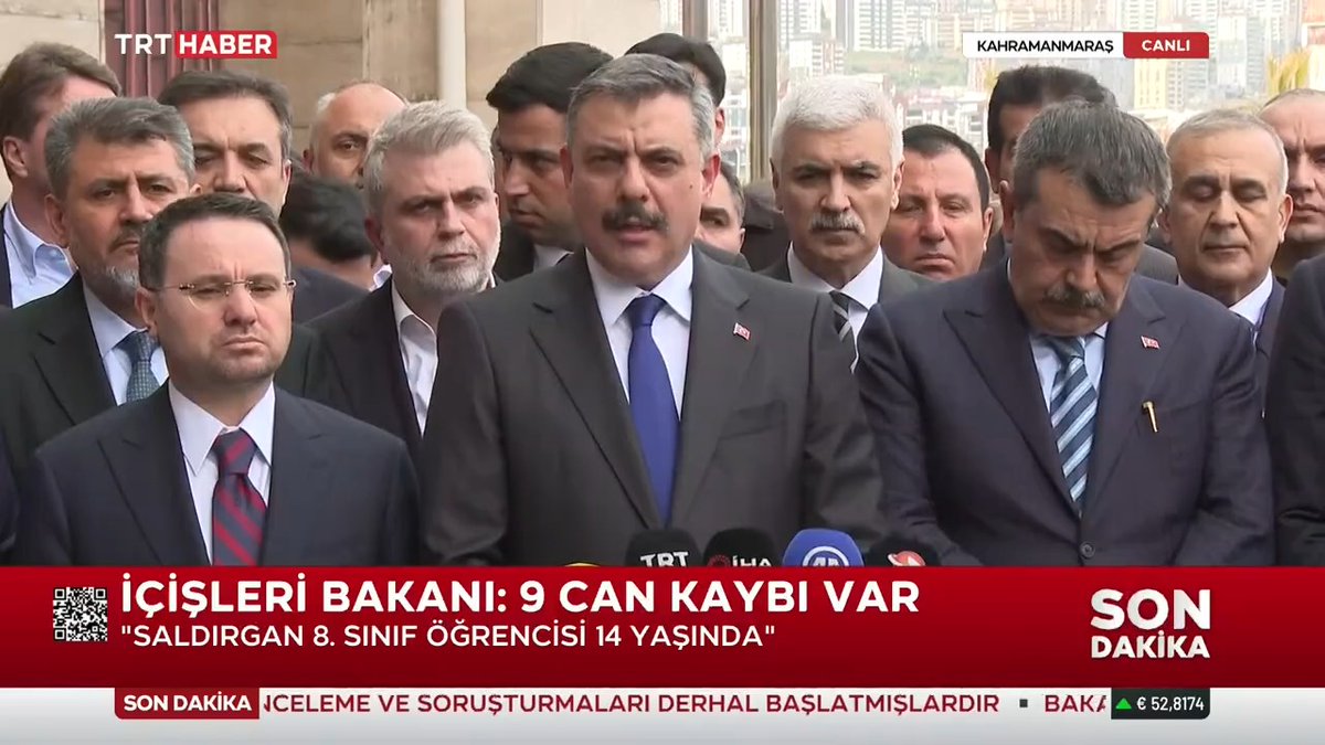 İçişleri Bakanı Mustafa Çiftçi: 📌"8’i öğrenci biri öğretmen 9 vefatımız var. 13 yaralımız var, 6’sı yoğun bakımda 3’ünün durumu kritik" 📌"Saldırgan 8. sınıf öğrencisi 14 yaşında" 📌"Kahramanmaraş’ta eğitime 2 gün ara veriyoruz" 📌"Cumhurbaşkanımızı anbean bilgilendiriyoruz"