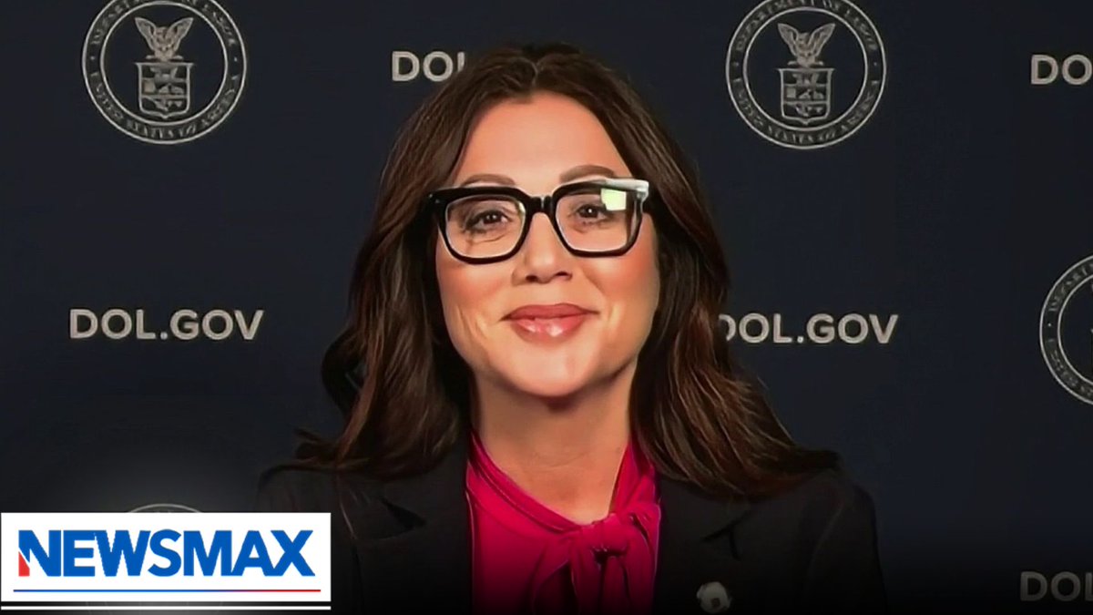 “Most people fear Tax Day. They’re not sure what they’re going to owe. And for the first time in a very long time, this President has said… we’re going to give you some of your money back that you earned.” — Lori Chavez-DeRemer said President Trump’s tax policies are putting more money back into the pockets of hardworking Americans Secretary Lori Chavez-DeRemer Sharla McBride Marc Lotter