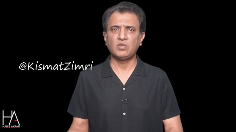 اگلے روز حکمران جماعت کے ایک سیاسی کارکن نے آگاہ کیا کہ ”الحمداللہ، فلاں ملک میں مکان بنا لیا ہے۔بچے بھی وہیں چلے جائیں گے اور کاروبار کا بڑاحصہ بھی منتقل ہوگیا ہے۔“۔۔۔وہ خوشحال آدمی ہیں۔۔میں نے وجہ پوچھی تو کہا:”۔۔۔جو کچھ تحریکِ انصاف کے ساتھ ہوا ہے، اسکے بعد میں پاگل نہیں ہوں کہ اپنا سب کچھ یہاں رکھوں۔۔میں خود یہاں رہوں گا باقی سب کچھ باہر۔۔“۔۔۔پھر ہنس کر بولے:”یہ اپنا پاکستان ہے۔ یہاں باری آنے اور باری دینے میں زیادہ دیر نہیں لگتی۔“: حبیب اکرم