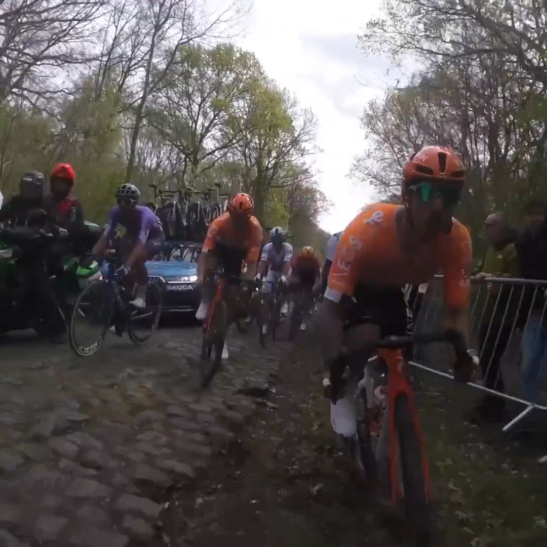 The chaos of #ParisRoubaix from inside the peloton 🪨👀