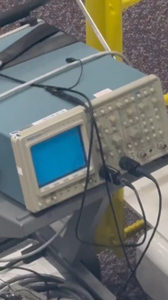 One of our legacy scopes, spotted. 👀 This isn’t an everyday sighting. This instrument was found in the NASA astronaut training facility. Moments like this still make us giddy, even now. 🤩 #Tektronix