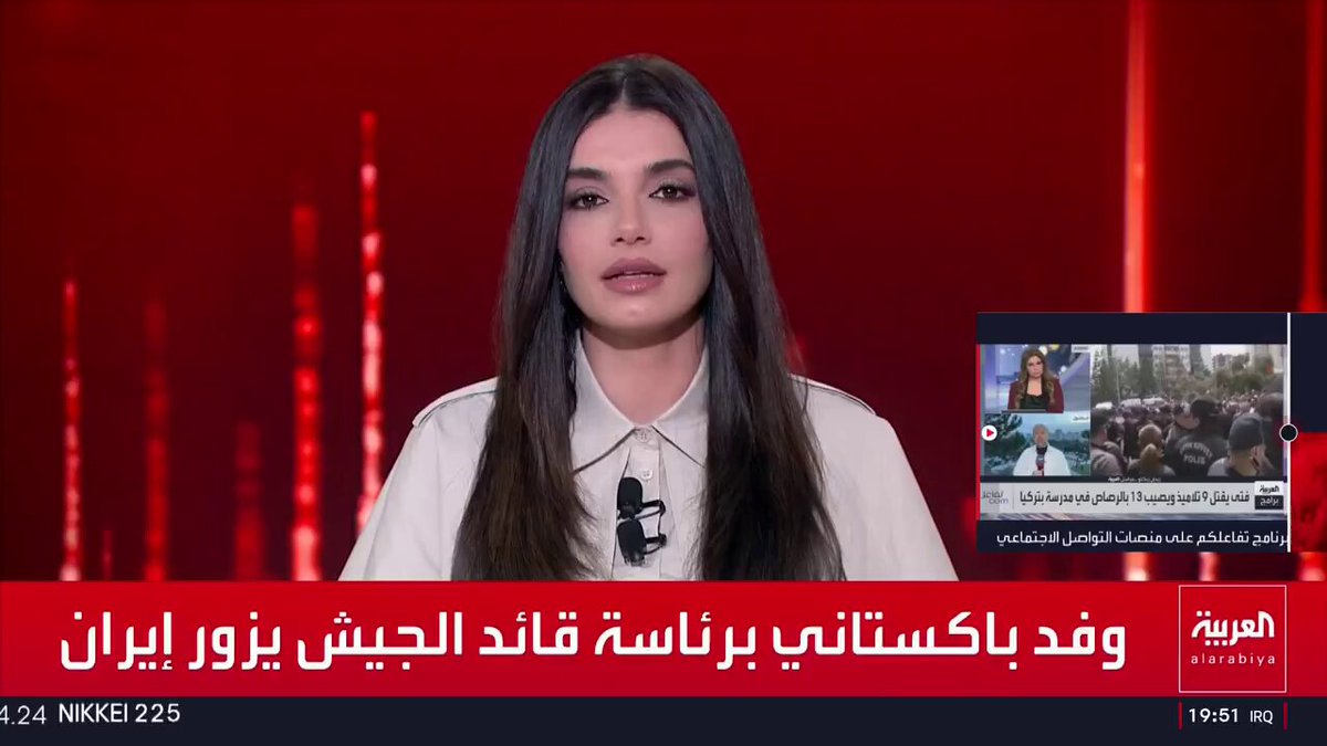 پاکستان کے فیلڈ مارشل جب ایران پہنچے تو وردی پہن رکھی تھی تاکہ اسرائیل کو پیغام دیا جا سکے شرارت نہیں کرنی ہے اور جب عباس عراقچئی سے آفیشل ملاقات شروع ہوئی تو وردی نہیں تھی