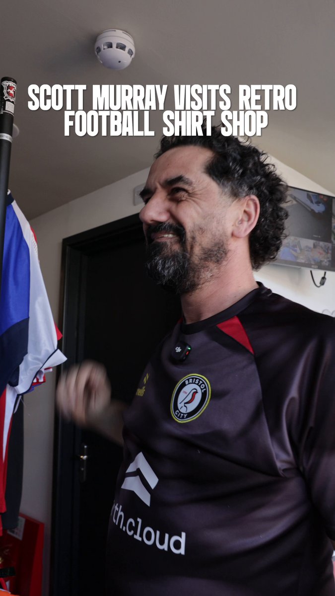 Ahead of Saturday's retro shirt day, Scotty took a trip to TopBinz Football Shirts to try on some of his favourite City shirts and even take a peek at some classic Scotland tops for his trip to the World Cup! 👀🙌