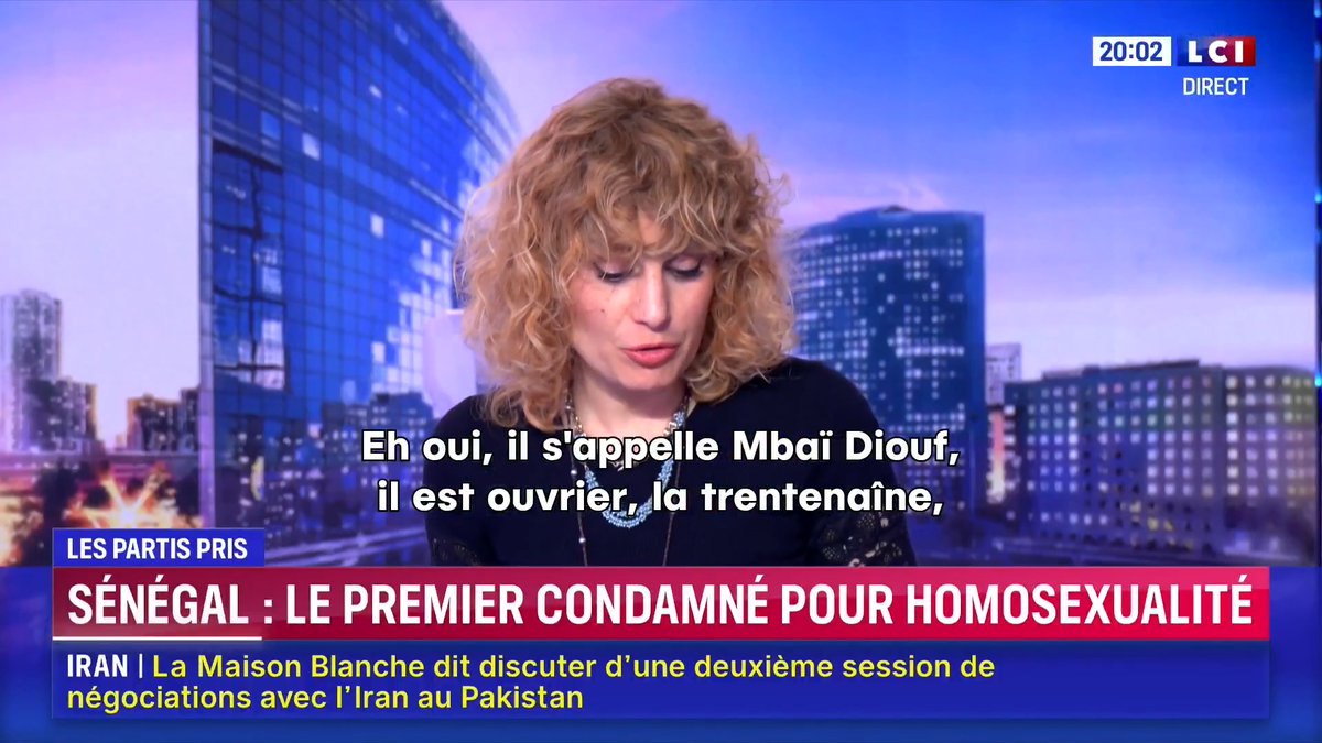 📢 : « Sénégal : le premier condamné pour homosexualité », le parti pris de notre éditorialiste international Abnousse Shalmani Abnousse Shalmani “Il s’appelle Mbaye Diouf, ouvrier, la trentaine. Il a été condamné à 6 ans de prison.” #24hPujadas #LCI #Sénégal ⤵️