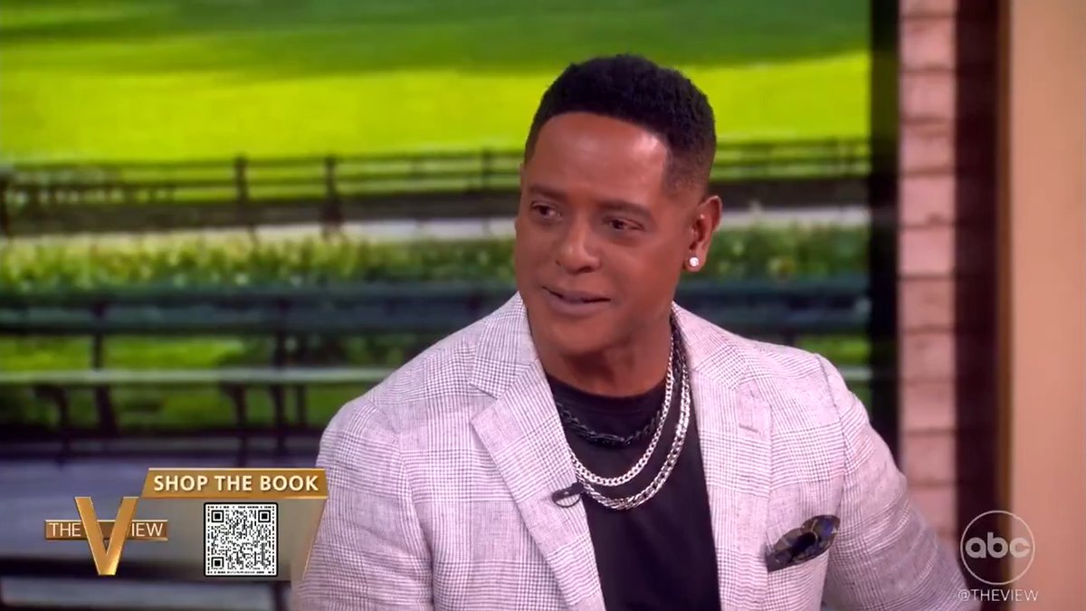 Blair Underwood opens up about how he's horning his late mother’s strength and the wisdom she passed down in his deeply personal new memoir, 'A Soldier’s Wife.' ❤️