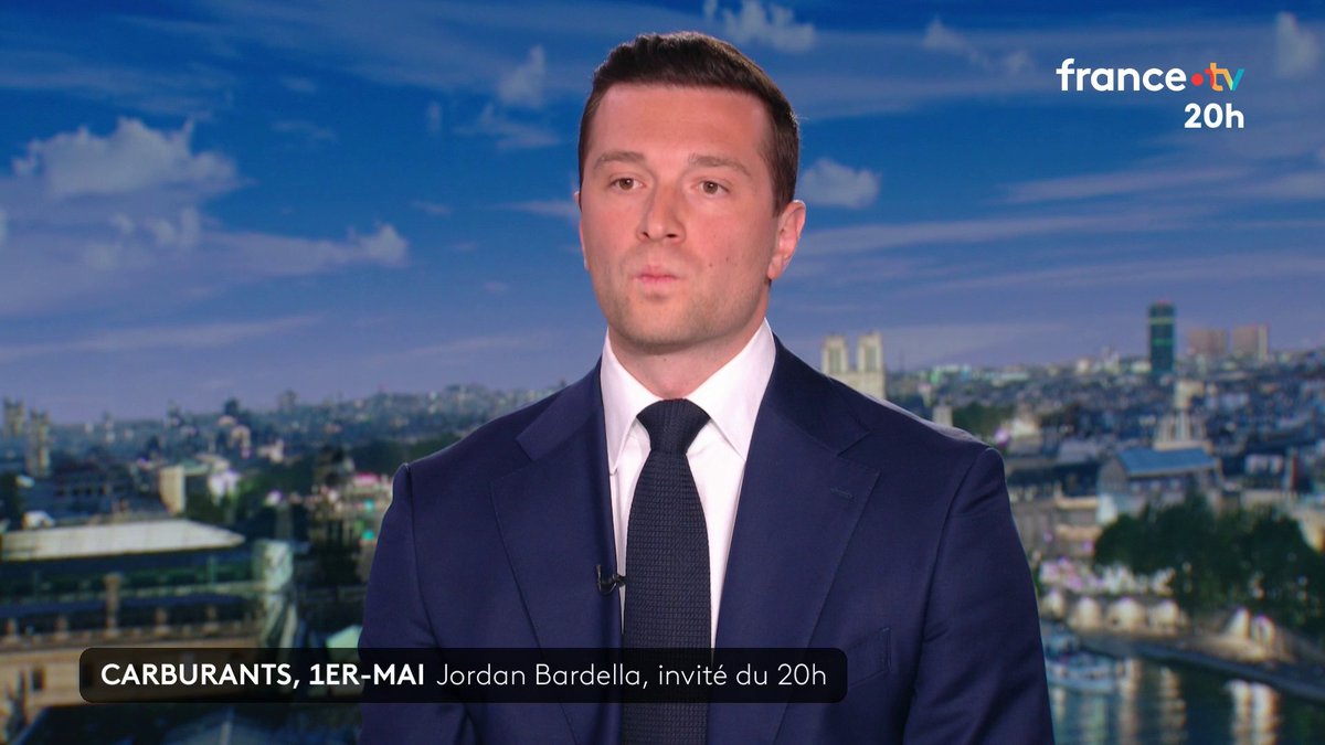 🔴🎙️"Moi même (...), j'ai reçu le chèque énergie de la part de l'État, ça a été une usine à gaz insoutenable" : Jordan Bardella, président du Rassemblement national, critique la stratégie des aides aux Français du gouvernement. #JT20h