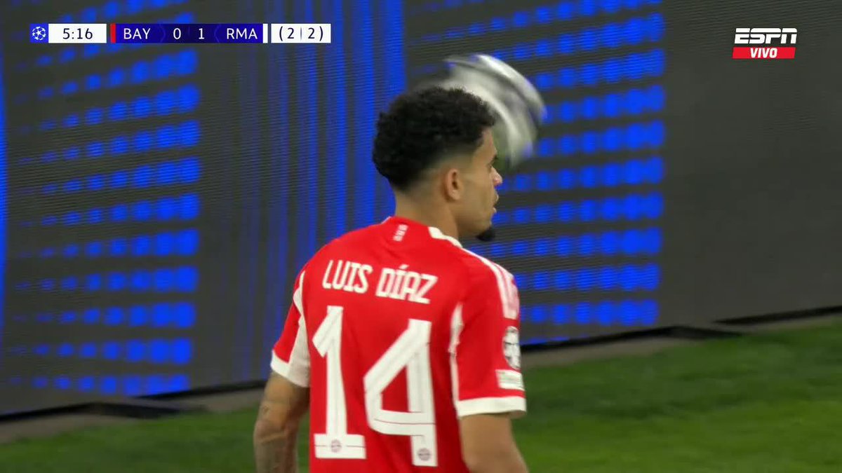 ¡LUCHO DESBORDÓ, GANO LA ESQUINA, PIDIÓ ALIENTO Y EL PARTIDO SE EMPATÓ! Bayern se repuso rápidamente vs. Real Madrid en la vuelta de los cuartos de final ▶️ Mira la 🏆 #ChampionsLeague en el Plan Premium de #DisneyPlus