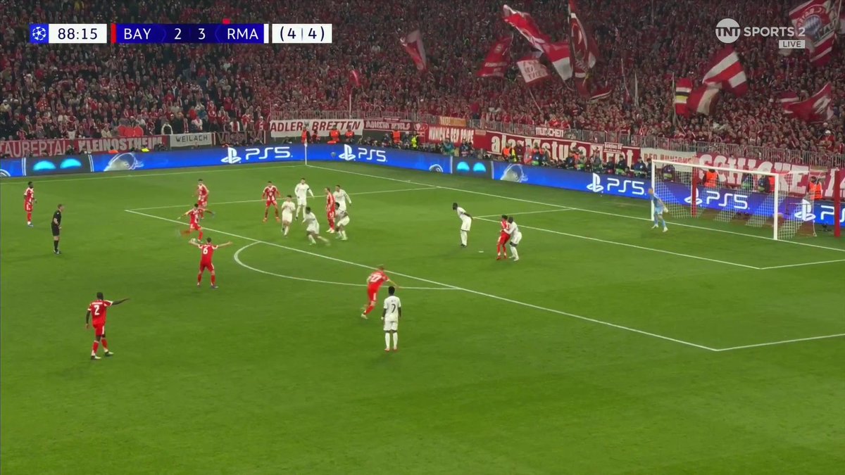 Luis Díaz that is SPECIAL 💥 Bayern Munich lead on aggregate against 10-men Real Madrid in the 89th minute 📺 Stream with TNT Sports on HBO Max