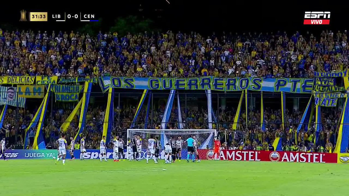 ¿ESTÁN EN EL GIGANTE DE ARROYITO? Impresionante lo de la gente de Rosario Central en Paraguay en el partido ante Libertad. 📺 Mirá TODA la CONMEBOL #Libertadores por #DisneyPlus Plan Premium