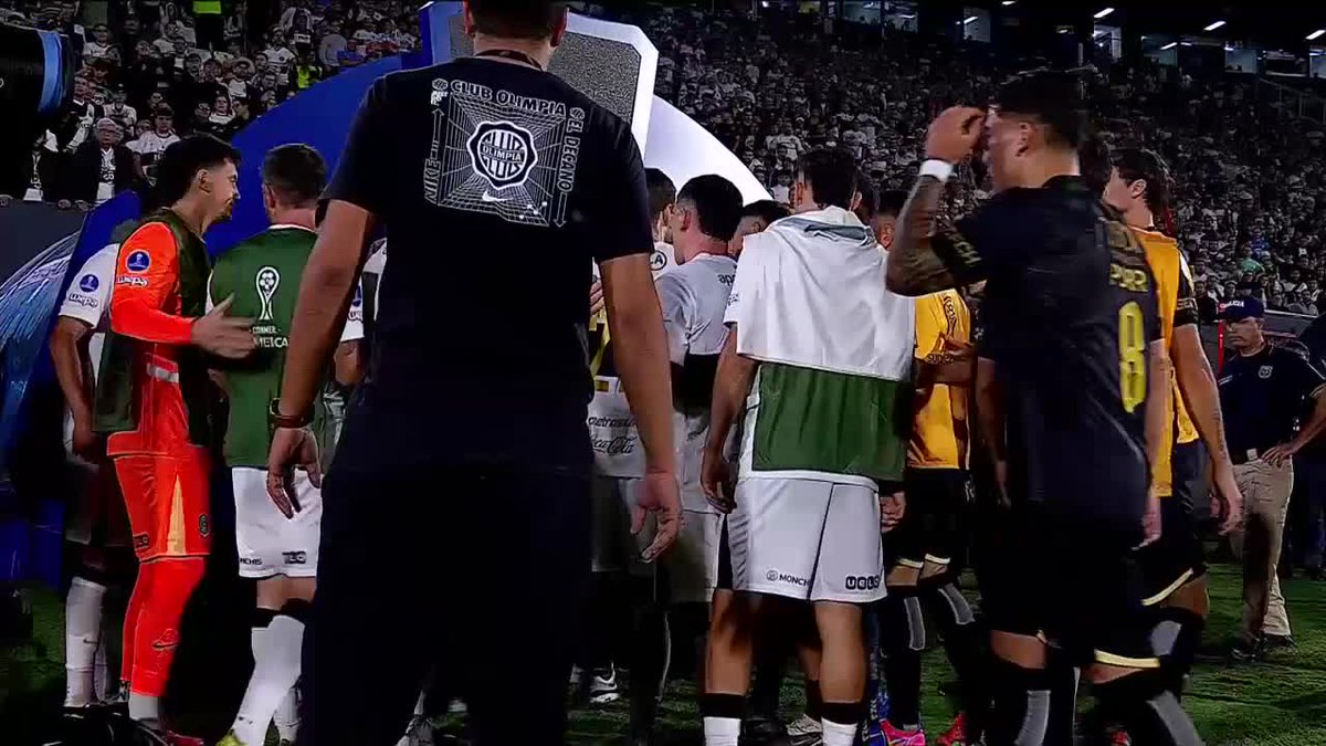 SE PUDRIÓ TODO EN OLIMPIA-BARRACAS Y SUENA CALLEJEROS, DE FONDO. Fútbol sudamericano. 🥲🚬