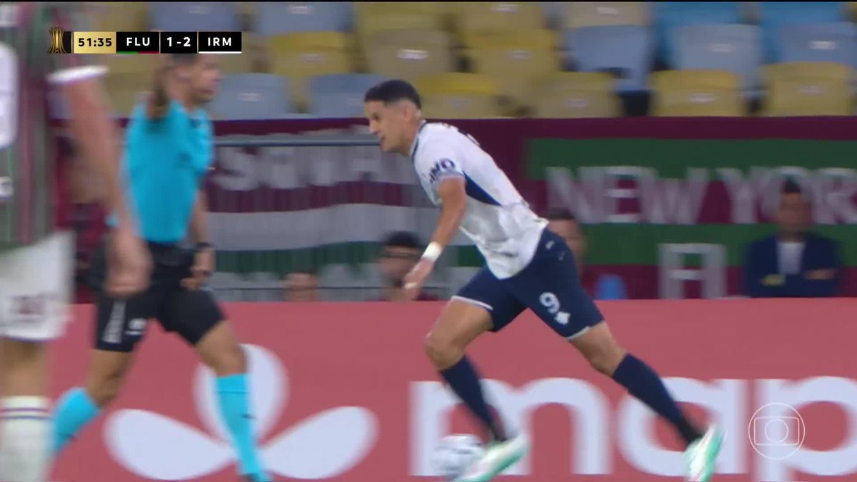 A lambança da zaga do Fluminense e o gol de Alex Arce. Fluminense 1x2 Independiente Rivadavia. 🎥 TV Globo 📺 | ge