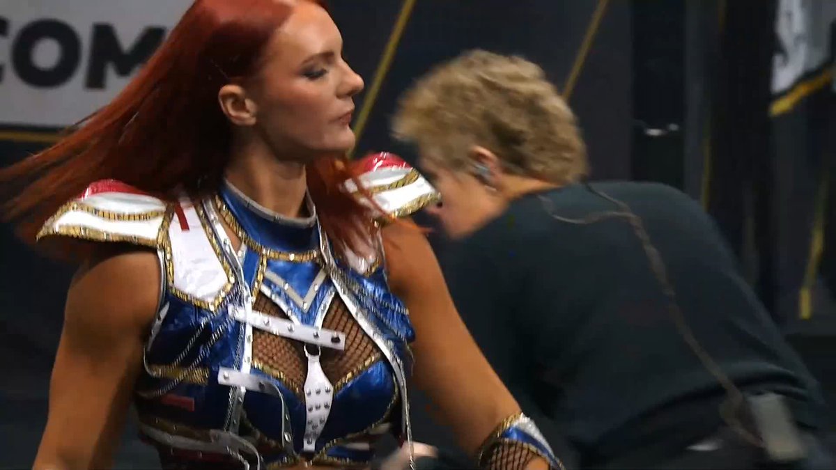 .Renee Paquette had a chance to talk to @Kamille_Brick before this match! Watch #AEWDynamite LIVE on TBS + HBO Max
