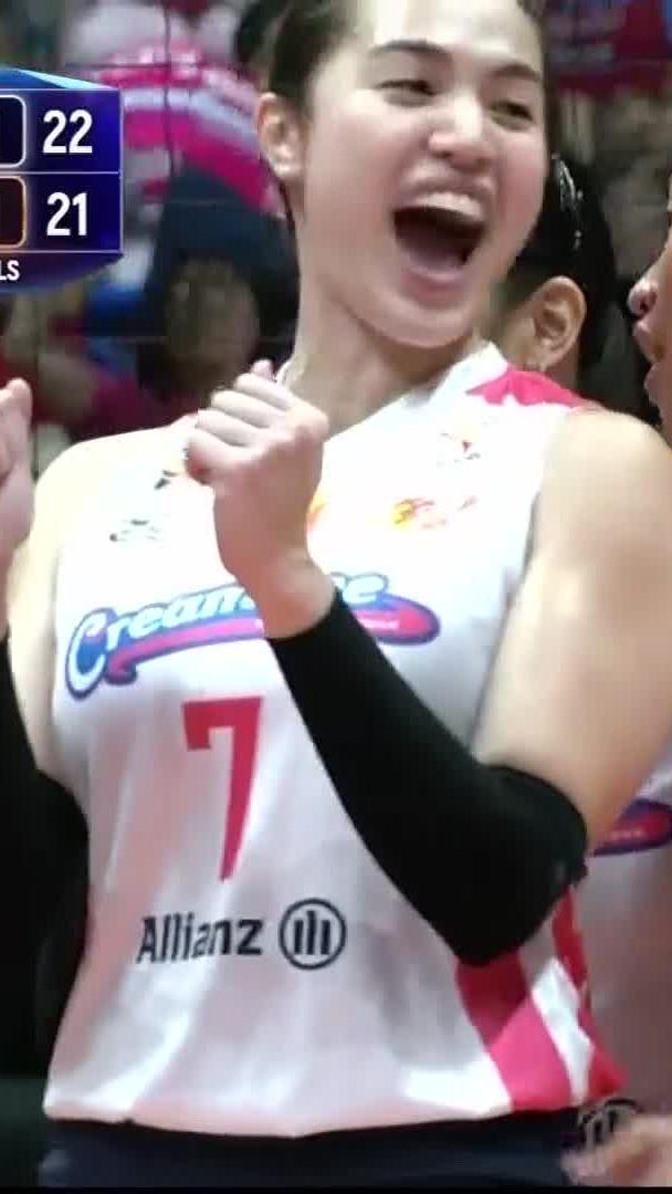 DOUBLE SCOOP 🍦🍦 Jema Galanza and Michele Gumabao provide much-needed firepower in the third set, allowing the Creamline Cool Smashers to maintain their composure against the Farm Fresh Foxies in the 2026 PVL All-Filipino Conference semifinals. #PVL2026 #TheHeartofVolleyball
