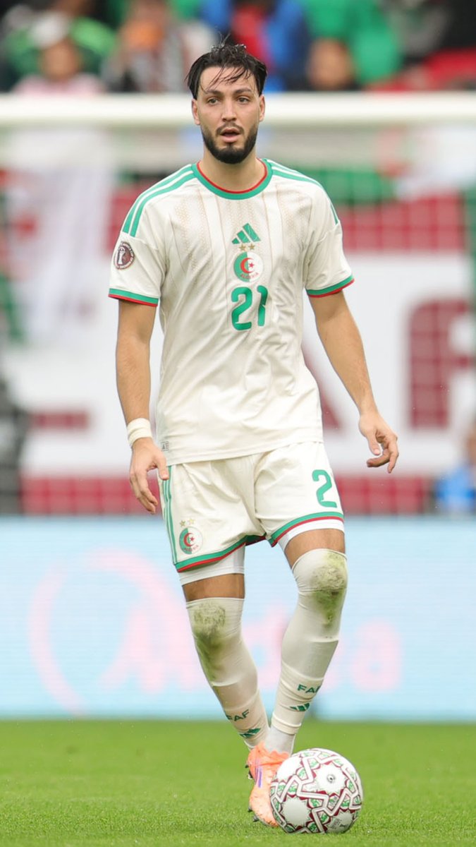 Protecting the goal like it’s his cake. 🚫🎂 Happiest of birthdays to 2019 #TotalEnergiesAFCON champion Rami Bensebaini. 🇩🇿