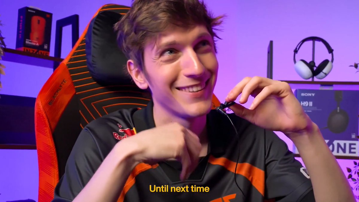 gaming gear that sounds as good as it looks, here's some boaster ASMR to prove it: