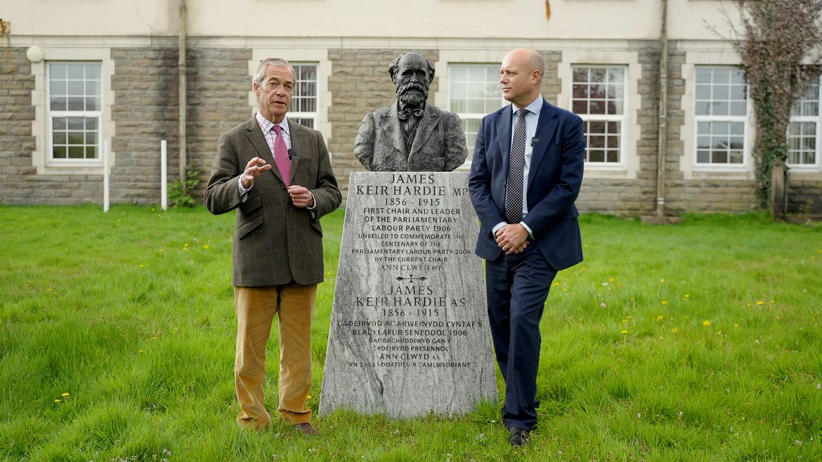 The Labour Party that once represented working men and women has now gone. They care more about welfare, migrants and human rights lawyers than hardworking British people. Vote Reform on May 7th.