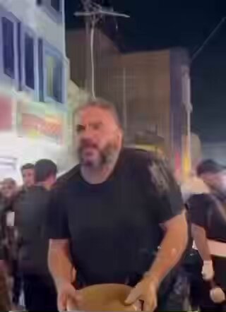 حاشا لله تعالى أن يرسل نبيَّه الكريم بمثل هذا