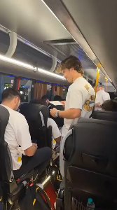 Gurjapneet recruiting our new manager DB ๐๐ผ #WhistlePodu #Yellove ๐ฅ : Gurjapneet / Snapchat