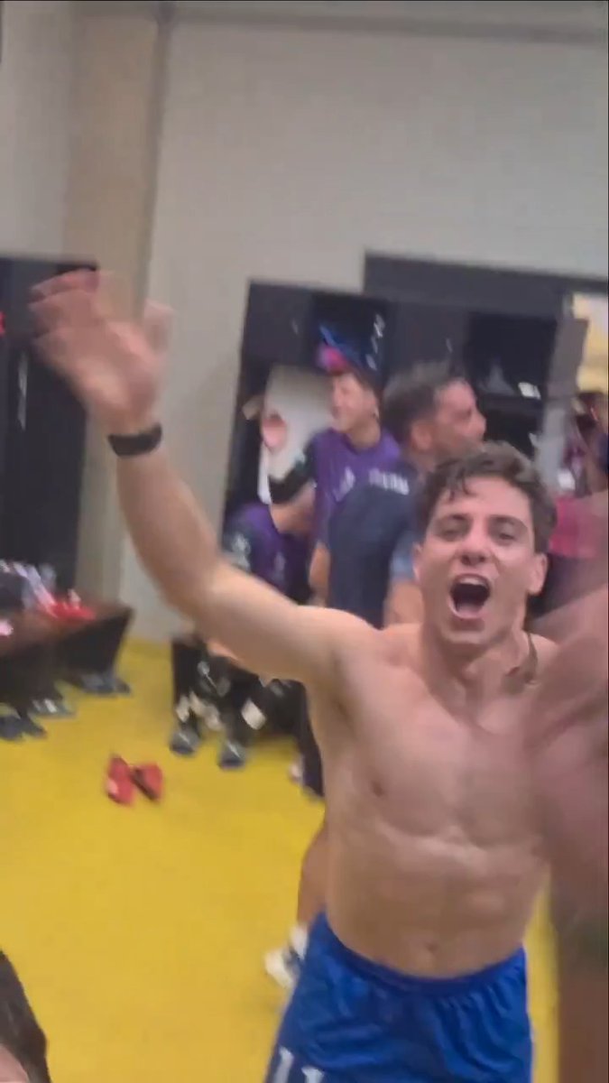 🎵 ¡Gracias a la viiiidaaaaa, por ser Cruzadoooo! 🎵 Qué linda victoria vivimos en 🇧🇷. ¡Vaaamos #LosCruzados! ✊