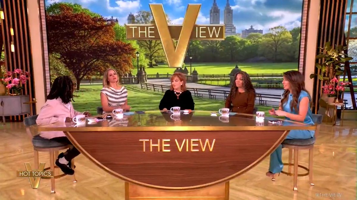 LOBSTER CONTROVERSY BOILING OVER? A new study found that when you throw lobsters in a pot of boiling water, they do feel pain — 'The View' weighs in as some scientists call for a ban on boiling lobsters alive.