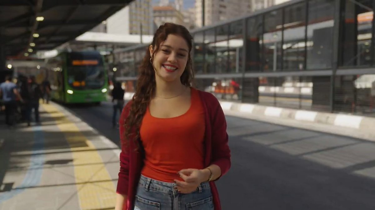 a alanis e a mell ali gravando o reencontro da lorena com a maggye 🥹