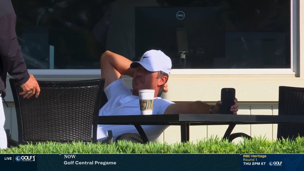 First alternate life for Brooks Koepka at the RBC Heritage 🙃 He's been chilling at Harbour Town waiting to see if a tee time opens up.