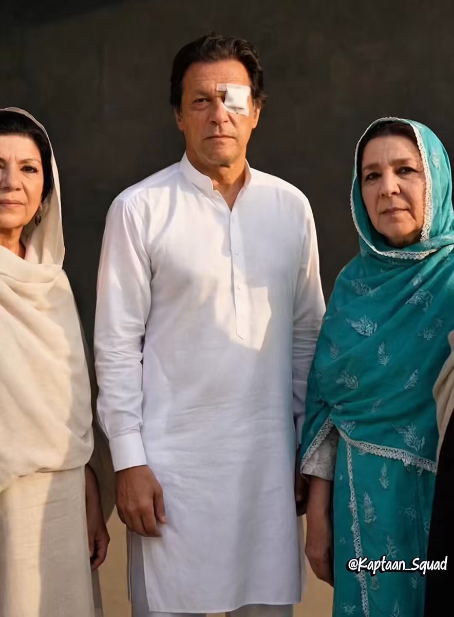 تم نے قائد اعظم اور فاطمہ جناح کو پڑھا تھا ہم نے خان اور اُس کی بہنوں کو دیکھا ہے۔۔۔۔✊🏻
