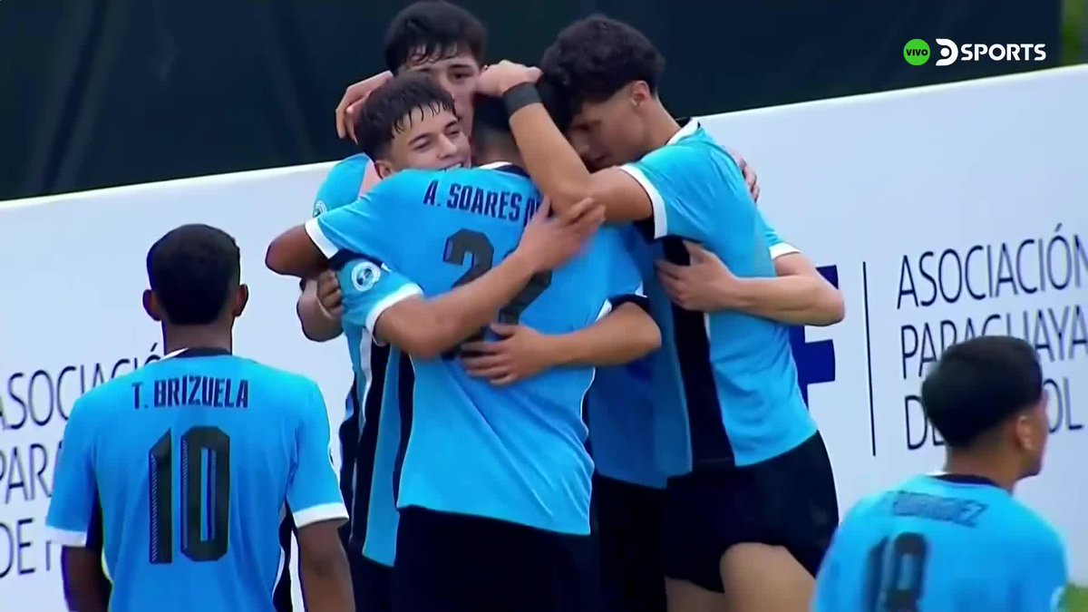 La jugada de Alan Soares de Lima [2010] en el 1-0 de Uruguay. El proyecto top de la generación.