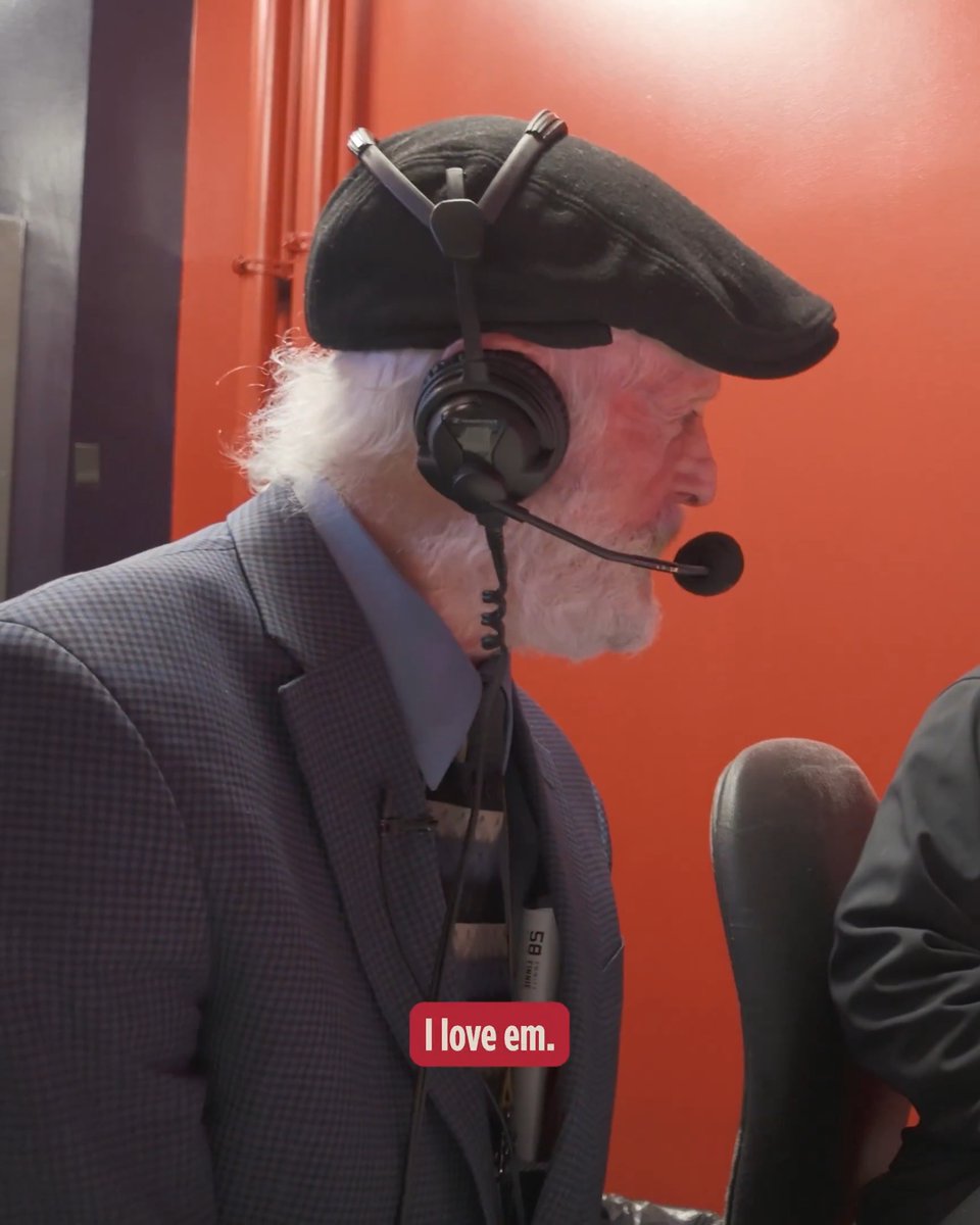 A legendary career 📻❤️