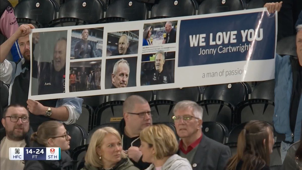 "They're the best fans I've ever come across" 🙌 John Cartwright on the reception he received at full-time 💭
