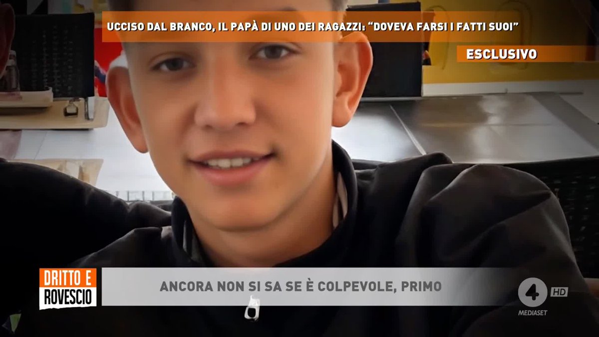 "Mio figlio è una brava persona, un bravo ragazzo!" Le parole del padre di uno dei giovani del gruppo che ha ucciso l'uomo a #Massa davanti a suo figlio di 11 anni per un semplice rimprovero nei loro confronti. Il servizio esclusivo di Valerio Toma a #drittoerovescio