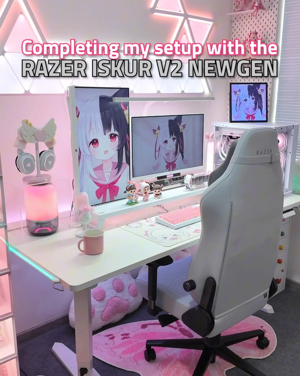 This setup from the Razer community is full of good vibes and fun little details. Built around cute touches and a relaxed feel, it’s a space where the Razer Iskur V2 NewGen in Light Gray fits right in. The chair delivers all‑day ergonomic support while complementing the setup’s laid‑back comfort and playful energy. Elevate your space now: