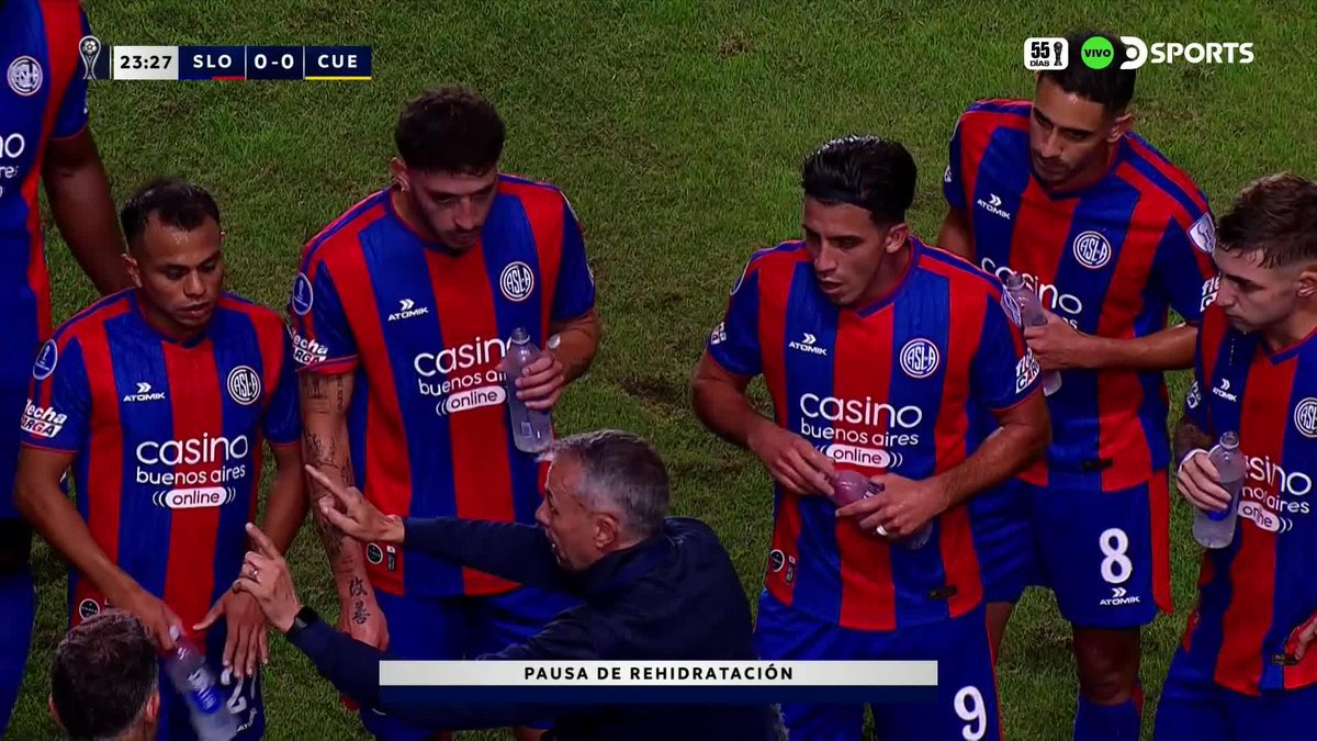 "ELLOS PONEN LOS LATERALES MUY BAJOS" La indicación de Gustavo Álvarez, DT de San Lorenzo, en la pausa de rehidratación. CONMEBOL #SudamericanaEnDSPORTS | #Sudamericana