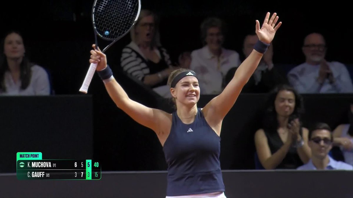 INCREDIBLE 🤯 Karolina Muchova comes out on top in an absolute classic against Gauff, winning 6-3, 5-7, 6-3. Look what it means to be semifinal bound 🤩 #PorscheTennis