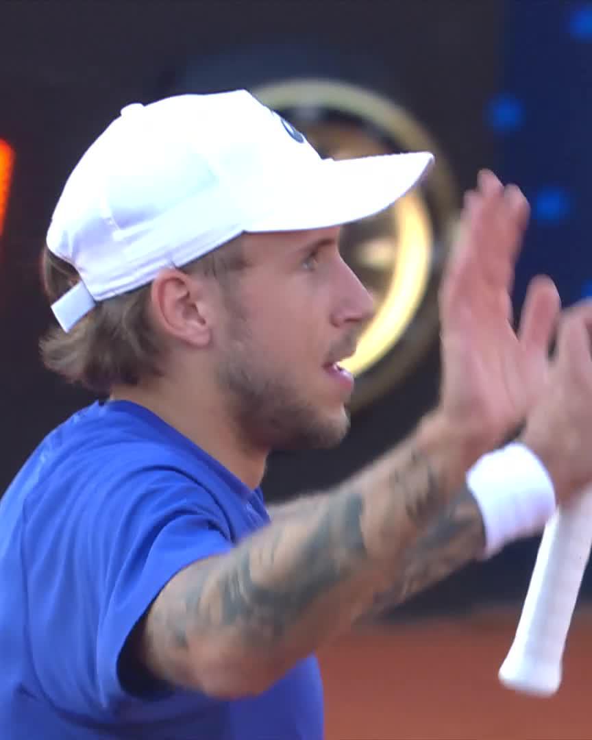 Dream week continues 🙌 Alex Molcan resurgence in 2026 continues as he reaches the final four in Munich thanks to a 6-4 6-4 win over Shapovalov #bmwopenbybitpanda