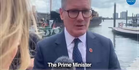 Nothing to see here, just the Dalek Nerd named Rodney repeatedly saying that if you lied or are lied to by advisor or have mislead the public then you have to resign. 🤔 Taxi for Starmer.🫡