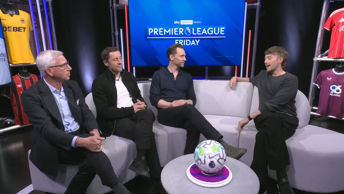 "The season is different without a North London derby" 🤝 Tom Hiddleston gives his thoughts on Spurs potentially being relegated from the Premier League.