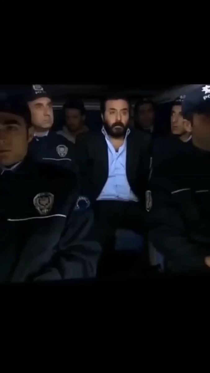 Konuşma o devlet düşmanıyla!