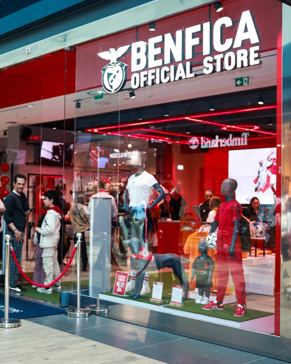 ✂️ Foi hoje inaugurada a Benfica Official Store de Vila do Conde, a 12.ª loja oficial do Sport Lisboa e Benfica! 📍 Vila do Conde Porto Fashion Outlet