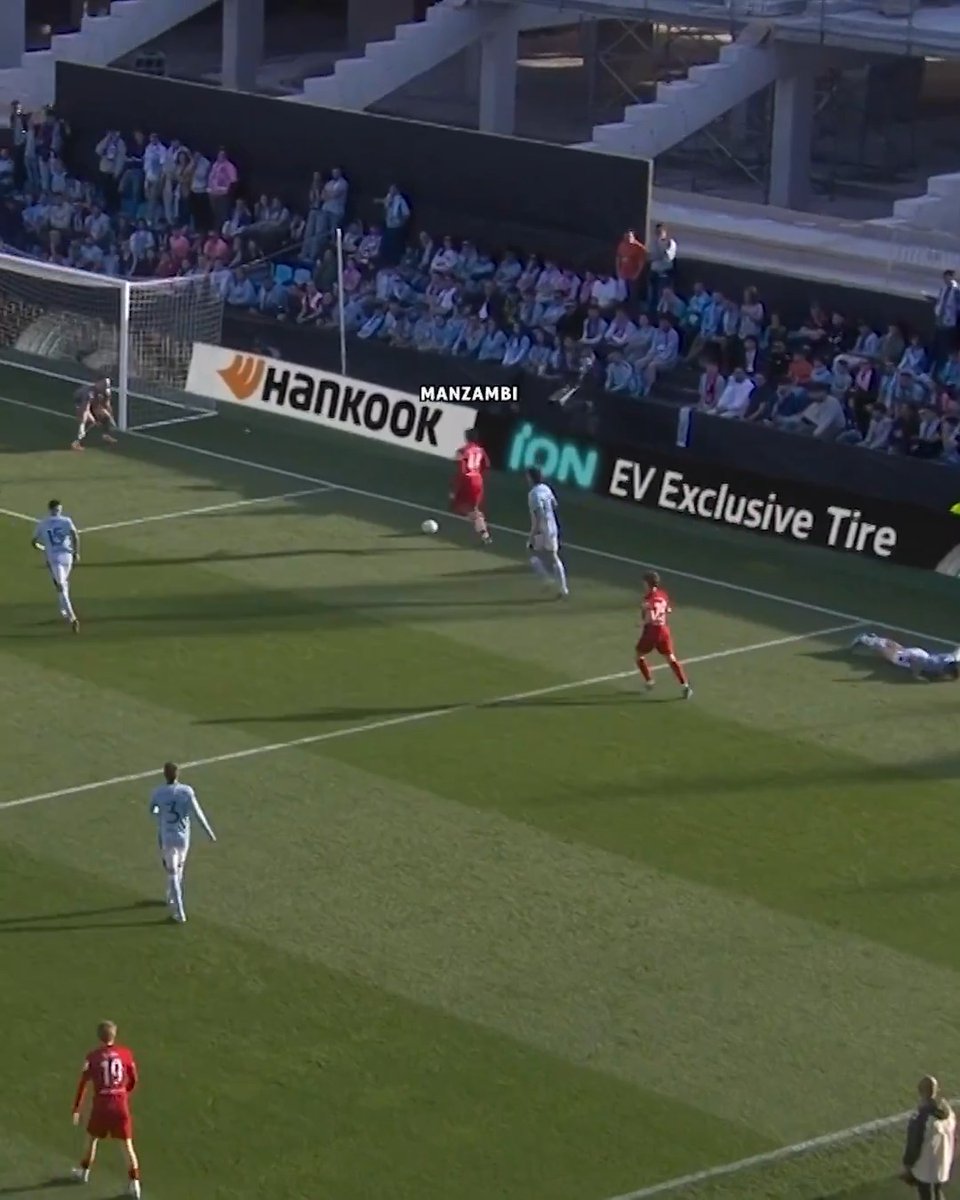 Watch Manzambi for Suzuki's second 😮‍💨 #UEL | SC Freiburg