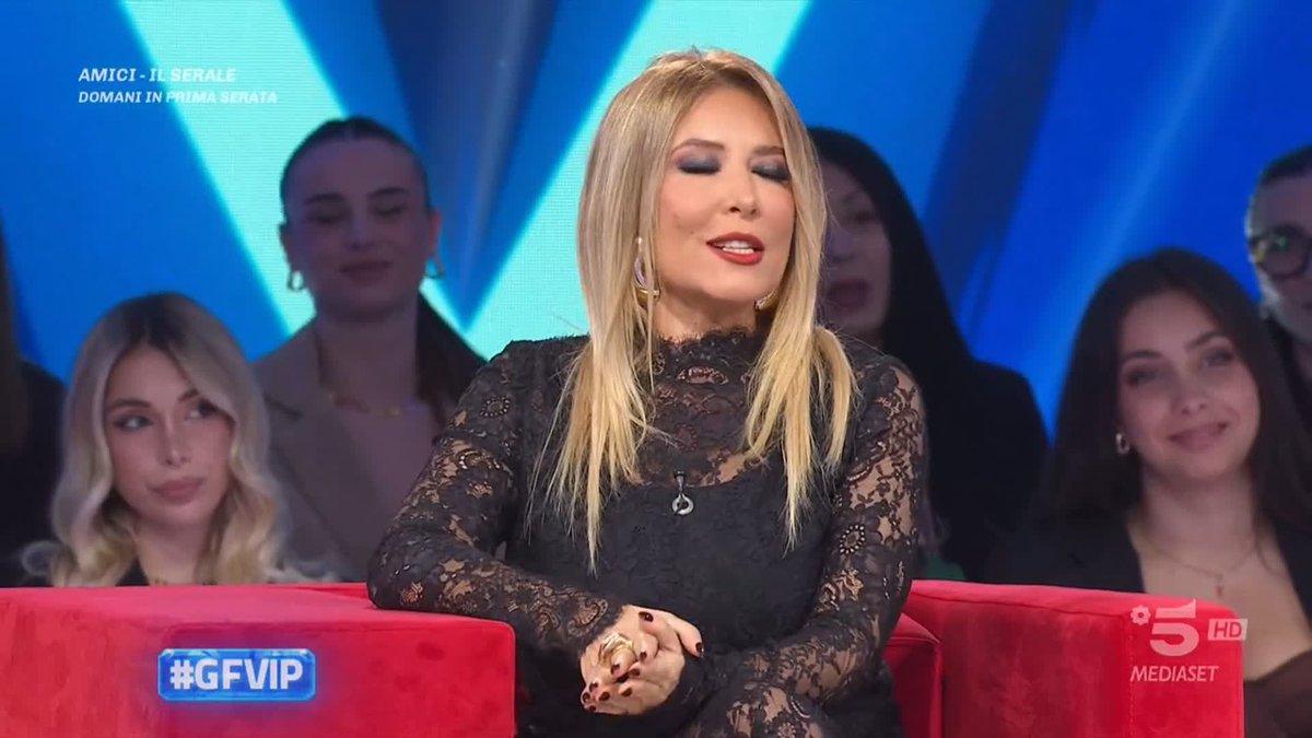 Selvaggia ha detto la sua sul comportamento di Francesca e non lascia spazio a dubbi 💥 #GFVIP