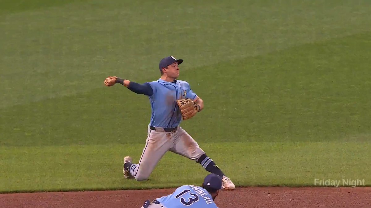 Ben Williamson goes all out to make a spectacular play!