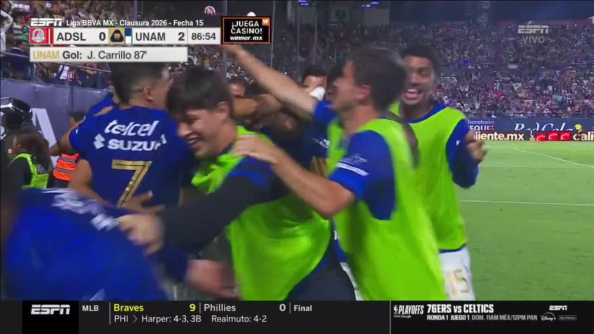 🤩 ¡GOLAZO DE JORDAN CARRILLO! 🔥 PUMAS AUMENTA LA VENTAJA (2-0) ANTE SAN LUIS. Disfruta el juego en #DisneyPlus Premium.