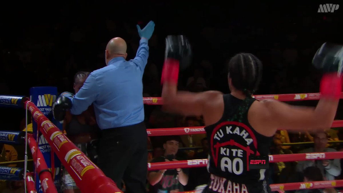 Lani Daniels with the UPSET‼️ #MVPW02