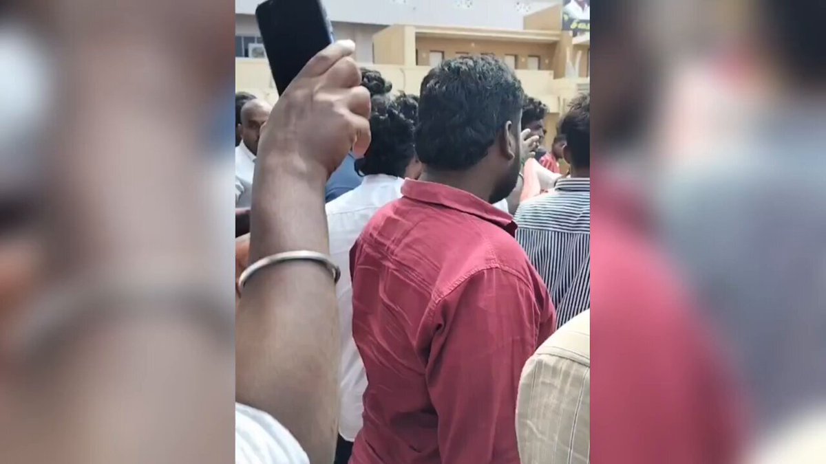 ஆப்லைனில் இருக்கும் அஜித் ரசிகர்கள் TVK கொடியைக் காட்டினதுக்கே தற்குறிகள பொலந்து விட்ட போது எடுத்தது பாருடி நாயே🤣🤣🤣🤣