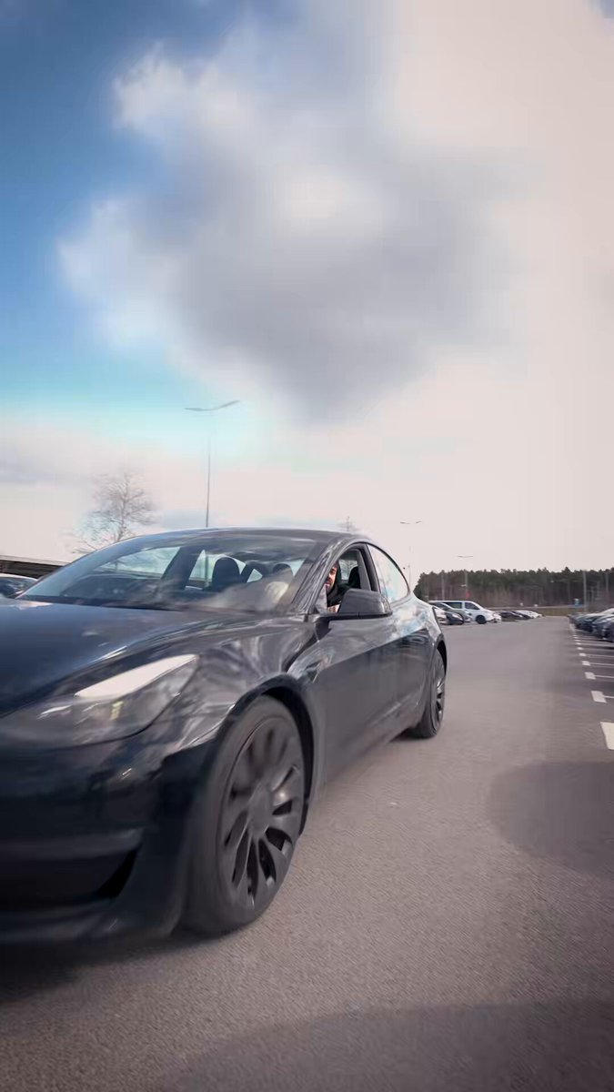 From production associate to manager - One of many success stories at Tesla!