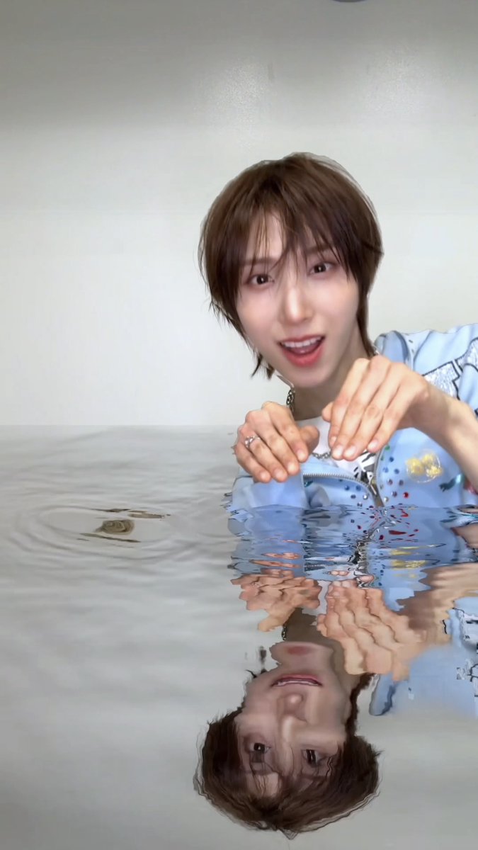 기웃 기웃 기웃🏊‍♂️ 튀어 튀어 튀어 💦 KickFlip The 4th Mini Album "My First Kick" 2026.04.06 6PM (KST) Release! #KickFlip #Juwang #Minje #My_First_Kick #눈에거슬리고싶어