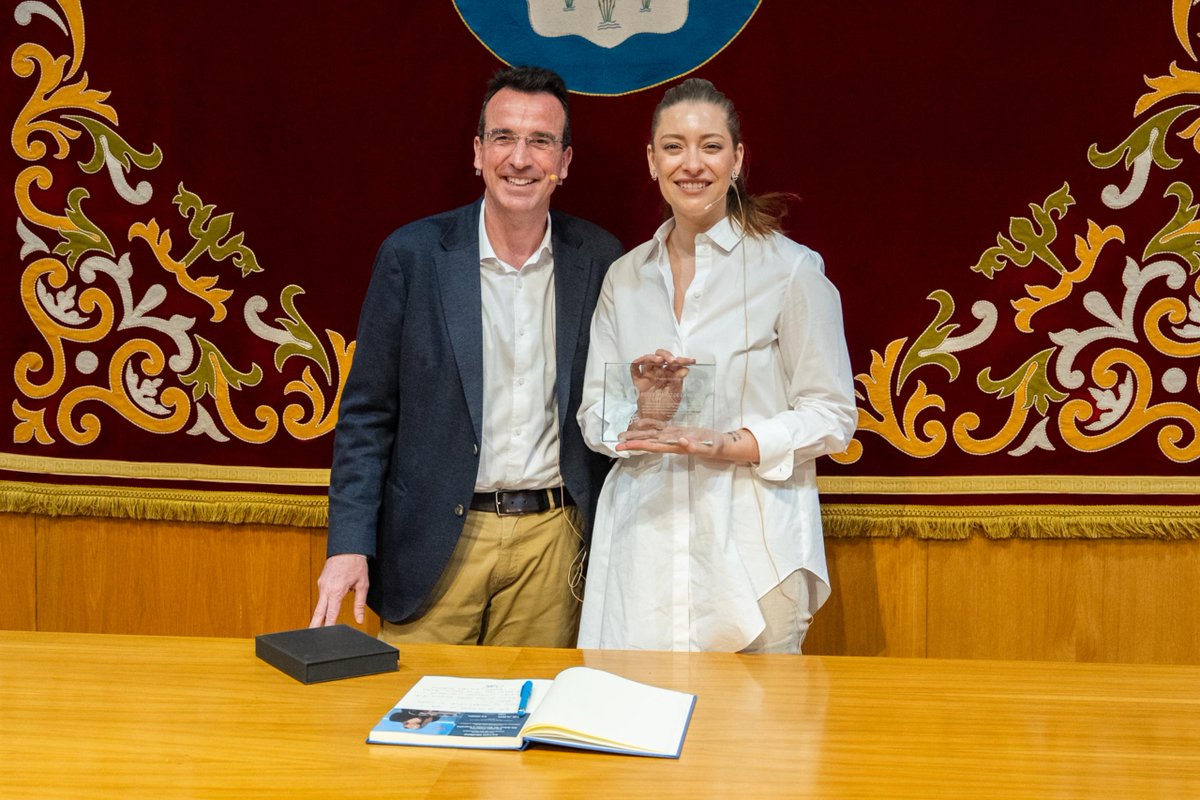 Pedro Sánchez se niega a convocar elecciones porque necesita usar las instituciones para protegerse de la corrupción. ESTER MUÑOZ