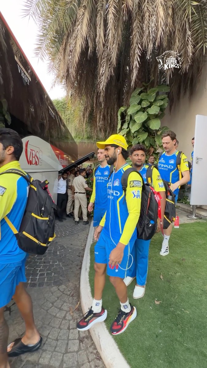 En route to Saturday Blockbuster! 🔥 #WhistlePodu #SRHvCSK